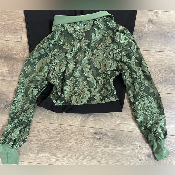 Women’s Jumpsuit - Picture 4 of 6